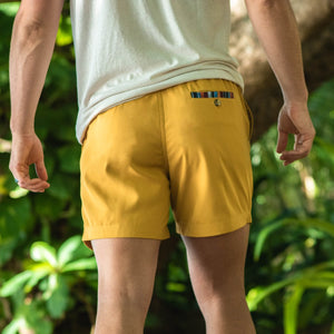 Sapien 2.0 Short 5"(Casual Stretch) - Mustard back  lifestyle